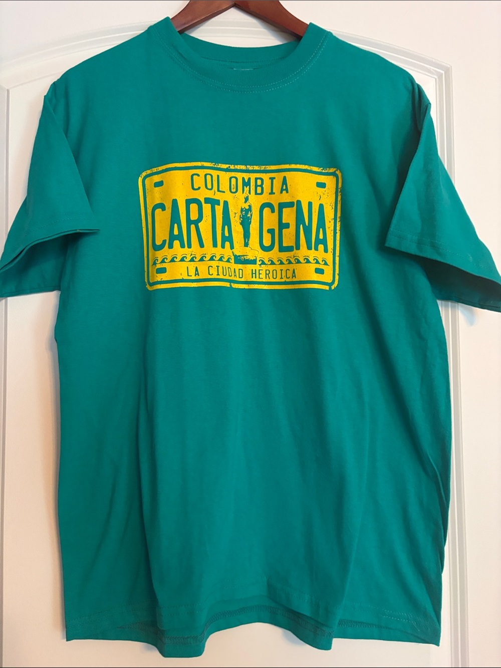 Columbia Teal Short-Sleeve Tee with Yellow Cartagena Graphic